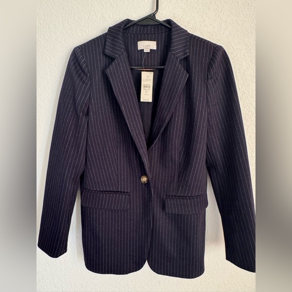 NWT Loft Navy Blue Pinstripes Blazer SIZE 6P - Picture 1 of 11